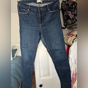 EUC loft skinny jeans